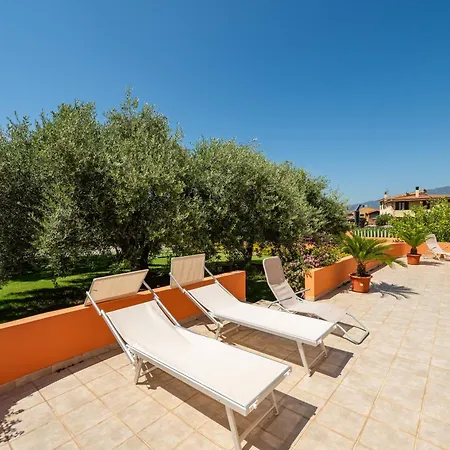 Appartement Erica Yuri Villa San Pietro