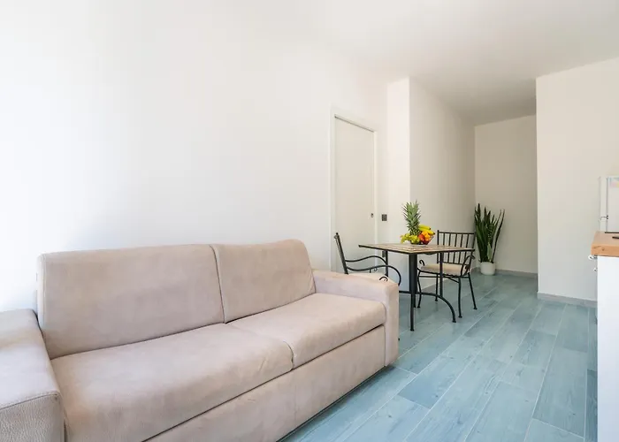 Erica Yuri Appartement *