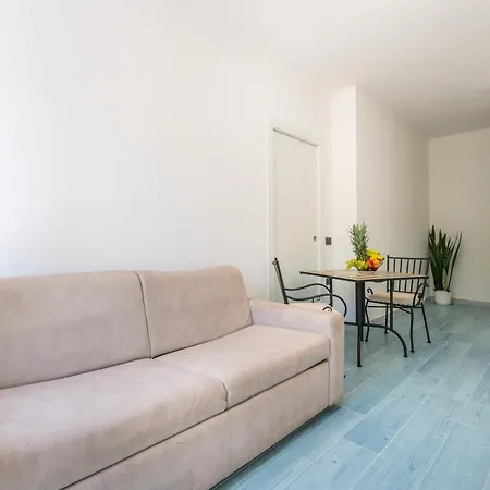 Erica Yuri Apartment