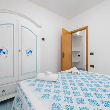 Erica Yuri Apartment